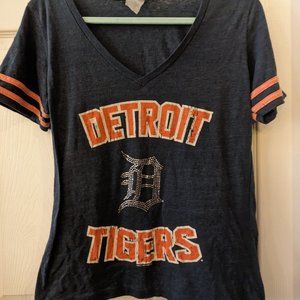 Detroit Tigers Blue and Orange V Neck  Bejeweled D Logo Short Sleeve Tee Shirt